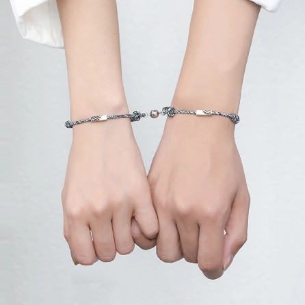 Metal Couple Magnet Bracelet Simple Style Butterfly Chain Trend Jewelry Accessories