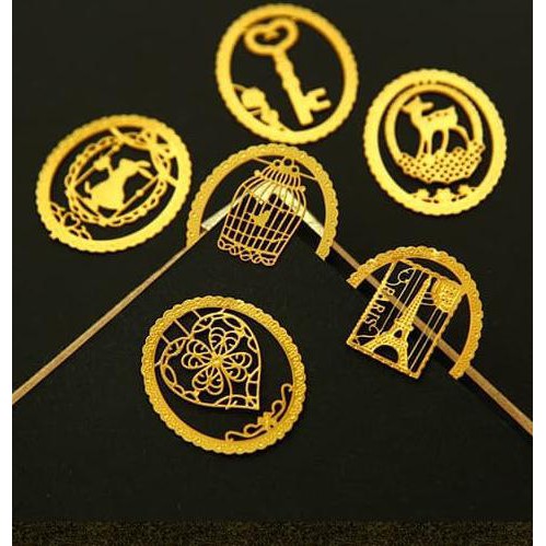 

Baru Bookmarker / Penanda Buku Halaman Logam Tipis Warna Emas Aneka Motif Segera Dapatkan