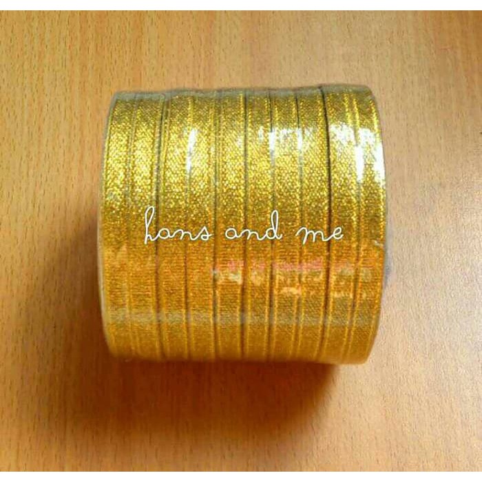 

Jual Pita Emas Gold 1 4 25 yard Jual per rol Pita Souvenir Berkualitas