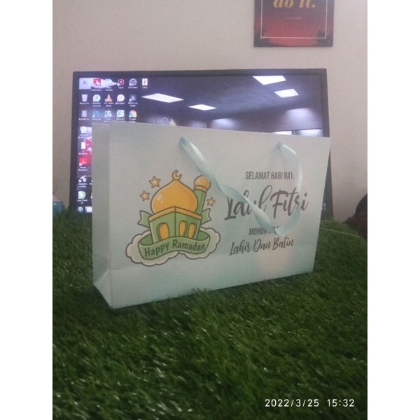 

Paper Bag Lebaran Custom Nama Edisi Idul Fitri