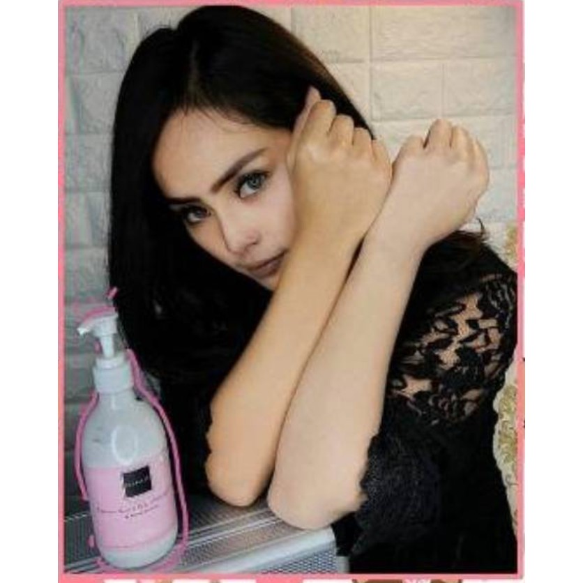 SCARLETT WHITENING By Felicya Angelista Lotion/ Shampoo/ Sabun Perawatan Kulit Tubuh Wajah