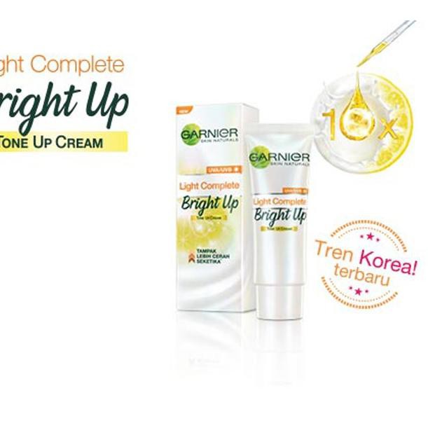 Recomended - Garnier Light Complete Bright Up Tone Up Cream (Tren BB Korea) 15ml