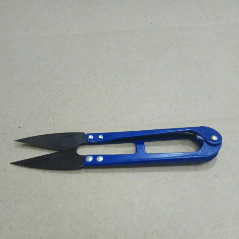 

Gunting benang jahit kain BESI