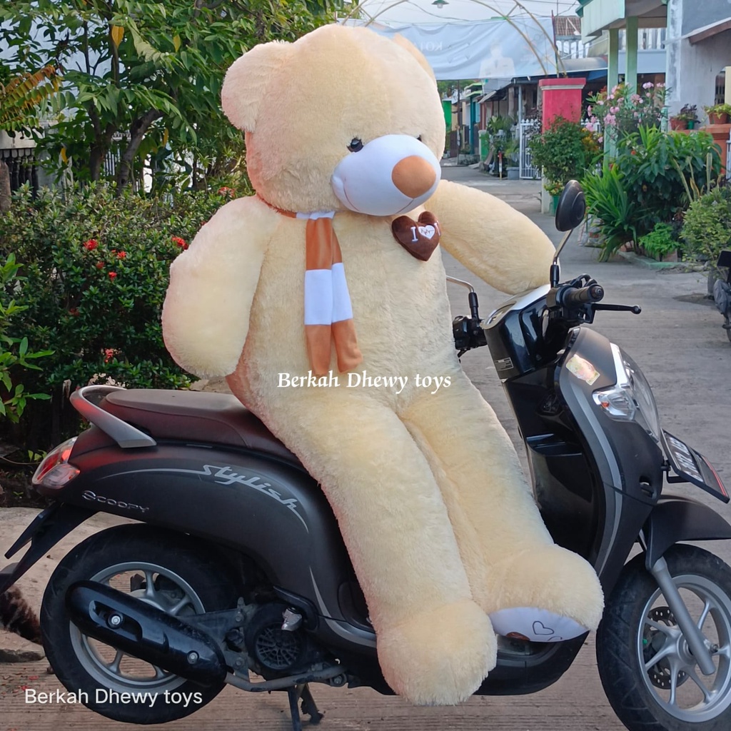 boneka teddy bear super jumbo/teddy bear ukuran jumbo/teddy bear jumbo lengkap dengan syal dan love di dada