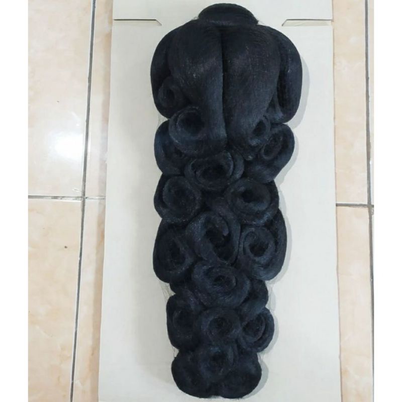 Sanggul Bali Modern Modifikasi Panjang