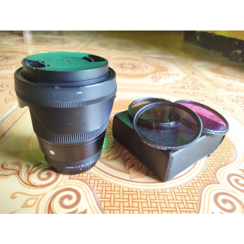 Sigma 16mm F1.4 MFT Lumix Second Good