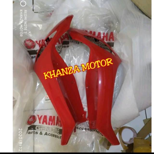 Cover sayap kanan kiri yamaha Fino 125 original Merah