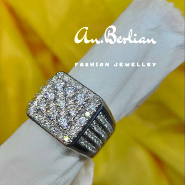 Cincin Pria Emas Putih Full Berlian Fashion