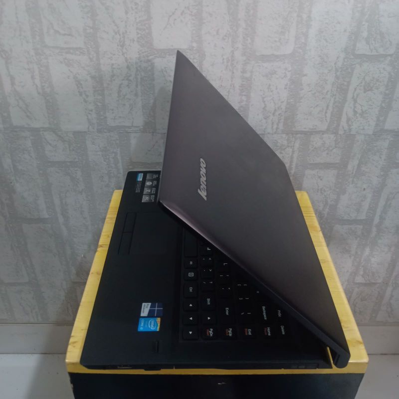 Laptop Lenovo B40-80 Intel Core i3 - 5005U Gen 5Th Ram 4 HDD 500GB Windows 10 Layar 14 inch Antiglared