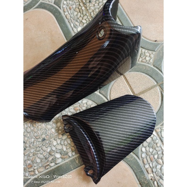 Cover center under dan sambungan body honda nova dash carbon hitam