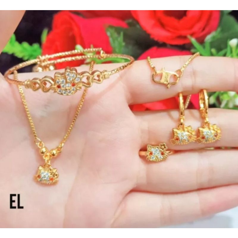 satu set perhiasan anak hello Kitty titanium asli antikarat dan luntur 05
