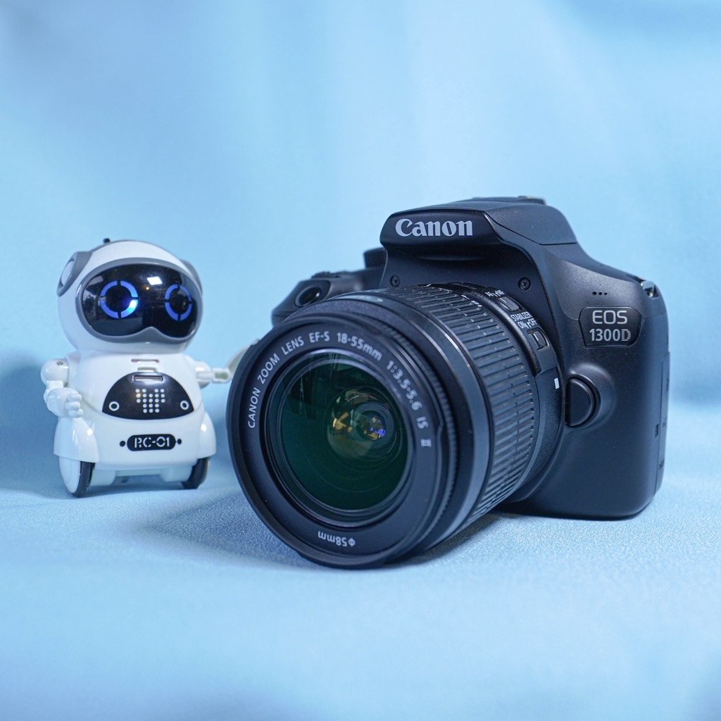 DSLR CANON  EOS 1300D