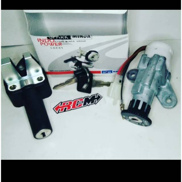 KUNCI KONTAK DAN JOK SADEL VEGA LAMA OLD FIZR F1ZR FIZ-R ORIGINAL LOSPACK ANAK KUNCI YAMAHA AD NO SERI MINDA ASLI JAMINAN SAMA PERSIS MA KRN SUPPLIER KUNCI ORI ORIGINAL MINDA ASLI