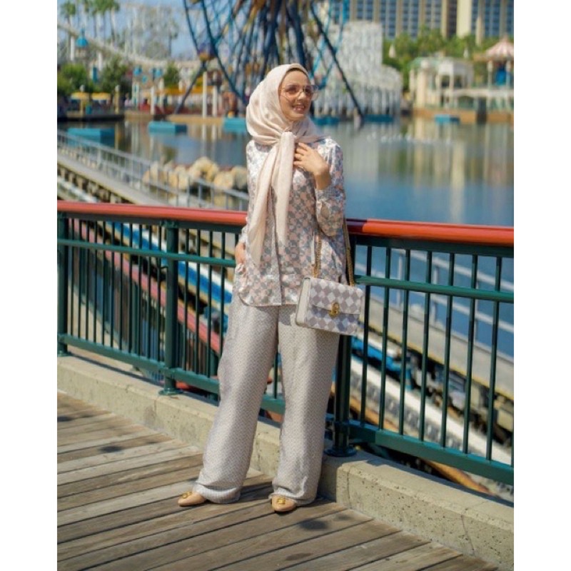 benang jarum puzzlea shirt