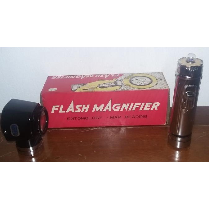 

Flash Magnifier M-100 10 X For Map Reading Filateli / Kaca Pembesar