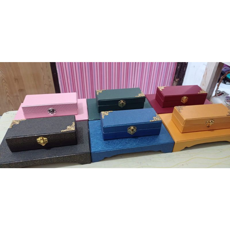 

BOX MAHAR // HARDBOX POLOS