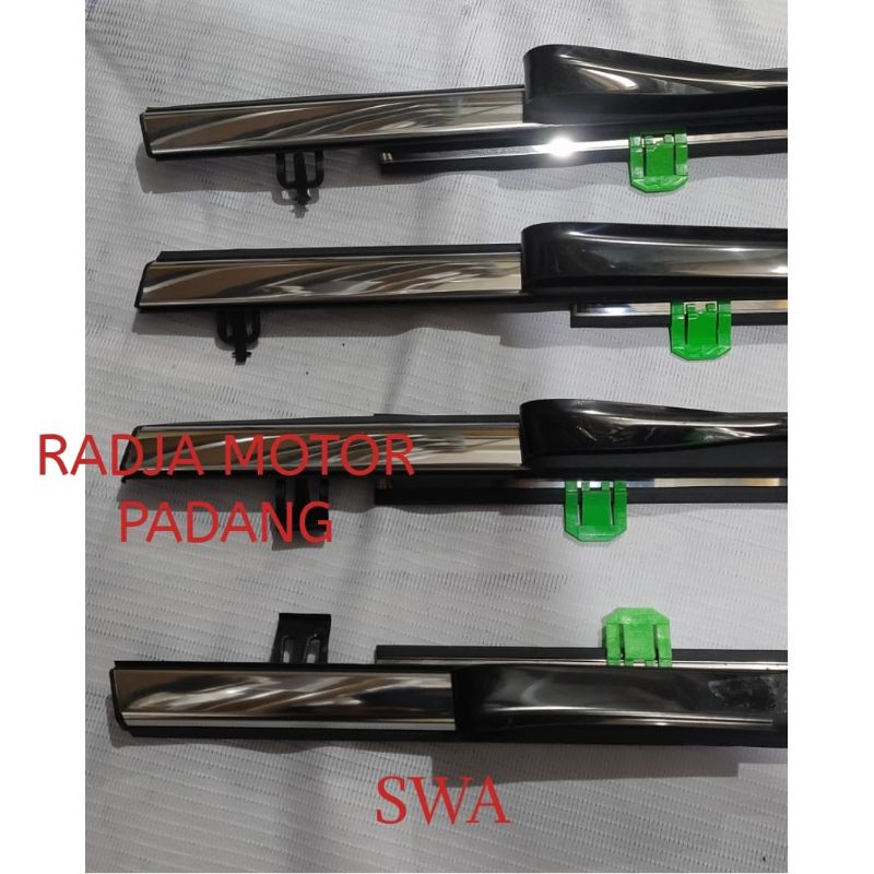 Pelipit karet kaca luar depan belakang mobil honda  crv gen 3 2007 2008 2009 2010 2011