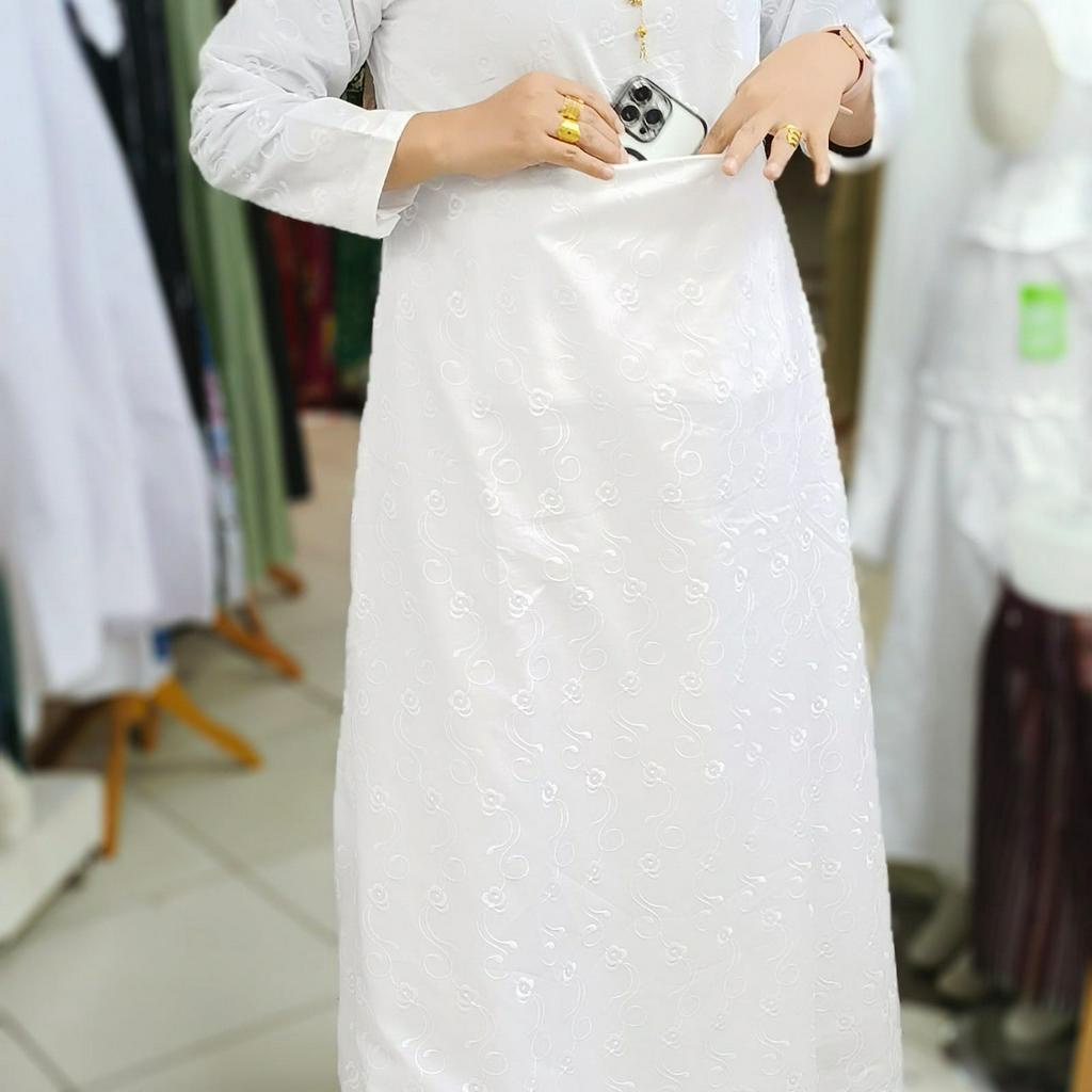 Gamis Wanita Haji Kantong Depan Katun Paris