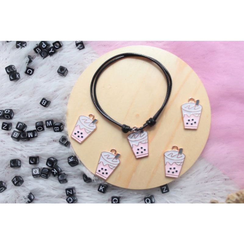 COD GELANG / KALUNG KOREA LIONTIN ES BOBA BAHAN LOGAM BESIGelang couple / gelang nama /gelang inisial/ gelang Costum / gelang persahabatan / gelang huruf / gelang murah