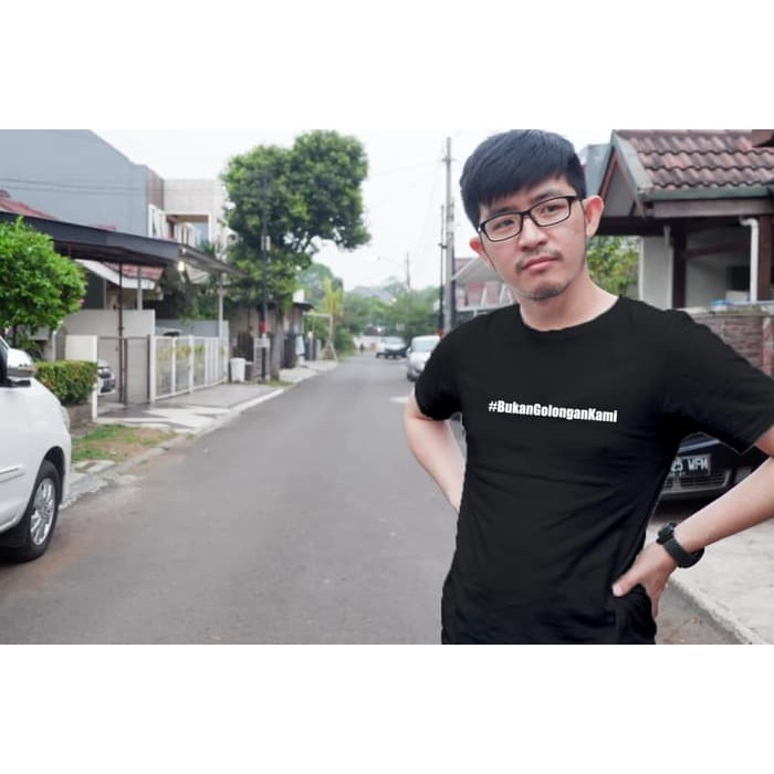 BAJU KAOS MLI BUKAN GOLONGAN KAMI