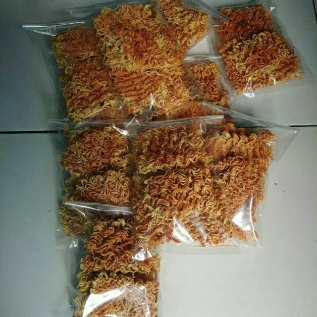 

Mie kriuk mie kotak