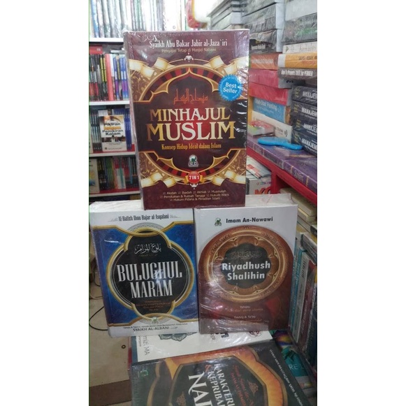 BUKU PAKET MINHAJUL MUSLIM, BULUGHUL MARAM DAN RIYADHUS SHALIHIN 3 BUKU