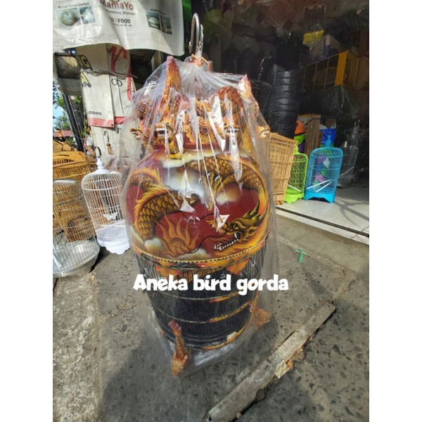 Sangkar perkutut mahkota naga jati