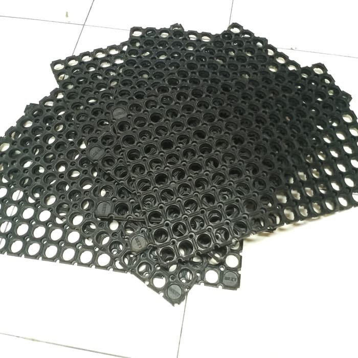 Keset Karpet Karet anti slip kamar mandi 40 x 60 cm hitam / anti licin