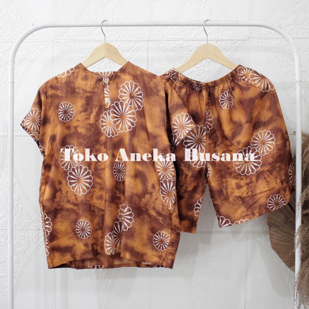 Setelan Baju Tidur Piyama Pendek Motif Daun Warna Bahan Rayon-Motif 030