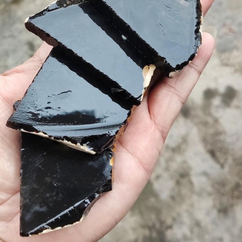 ☞ BAHAN BATU NATURAL YAMAN WULUNG - KECUBUNG API HITAM PEKAT DISENTER MERAH ✶