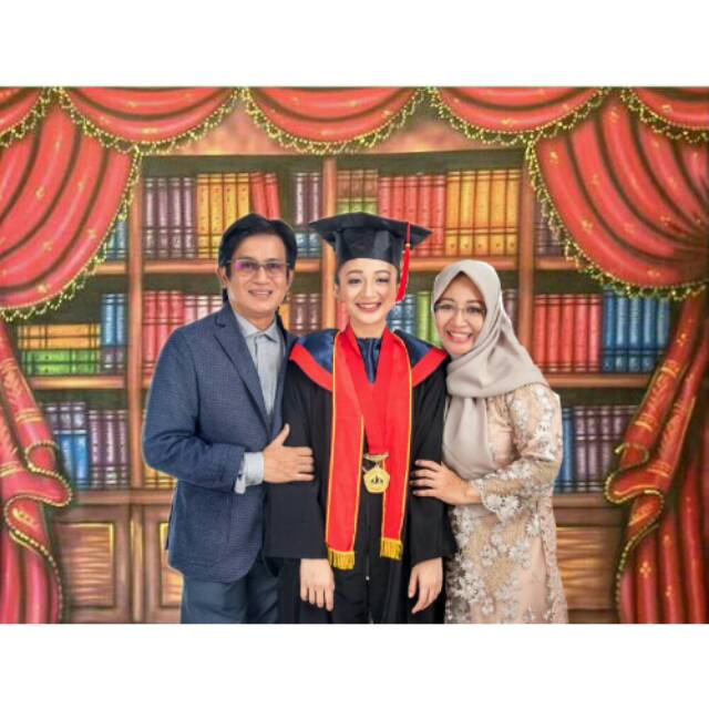 GANTI BACKGROUND||edit background foto edit foto wisuda pre wedding/foto unik lucu