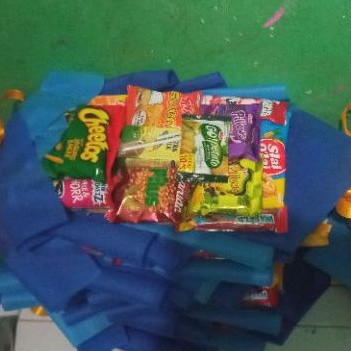 

bucket snack/souvenir ulang tahun/kado wisuda
