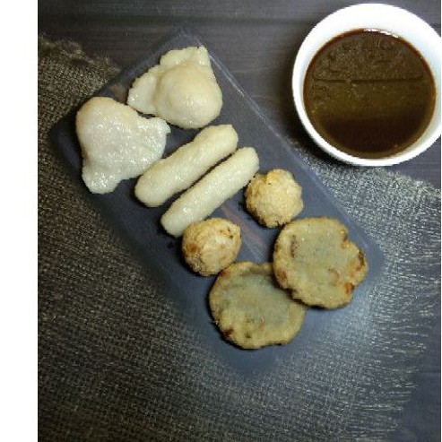 

Pempek Asli Palembang Ikan Tenggiri