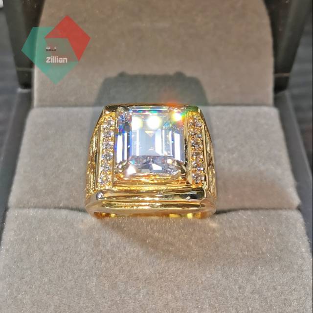 Cincin Pria White Emerald Cubic Zirconia