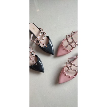 Valentino Stud heels wanita no brand