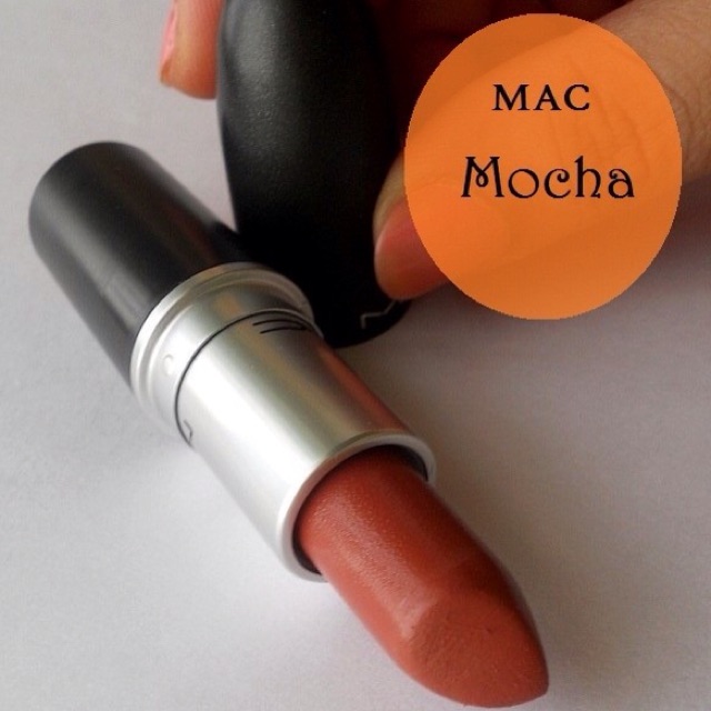 MAC SATIN LIPSTICK MOCHA