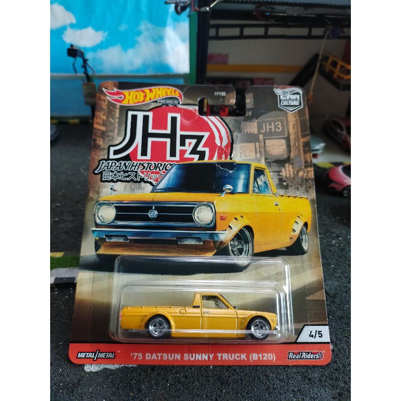 MAINAN DIECAST HOTWHEELS 75 DATSUN SUNNY TRUCK JAPAN HISTORICS 3 JAPHIS 3