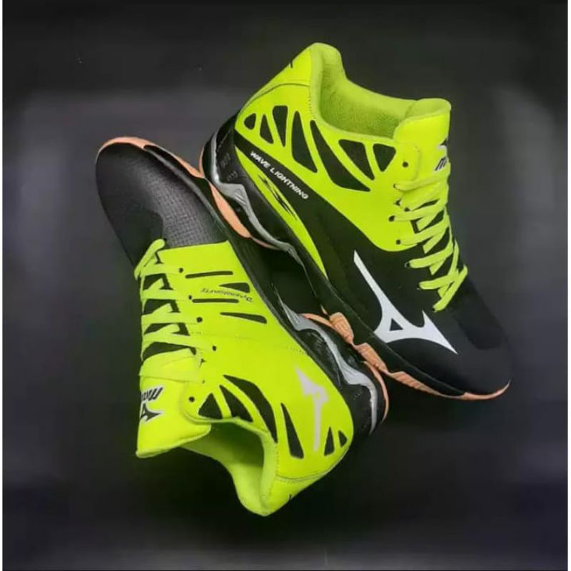 Sepatu Voli Mizuno Wave Ligthning Low Z 2 Sepatu Volly Mizuno Wave Momentum Sepatu Volly WLZ 2