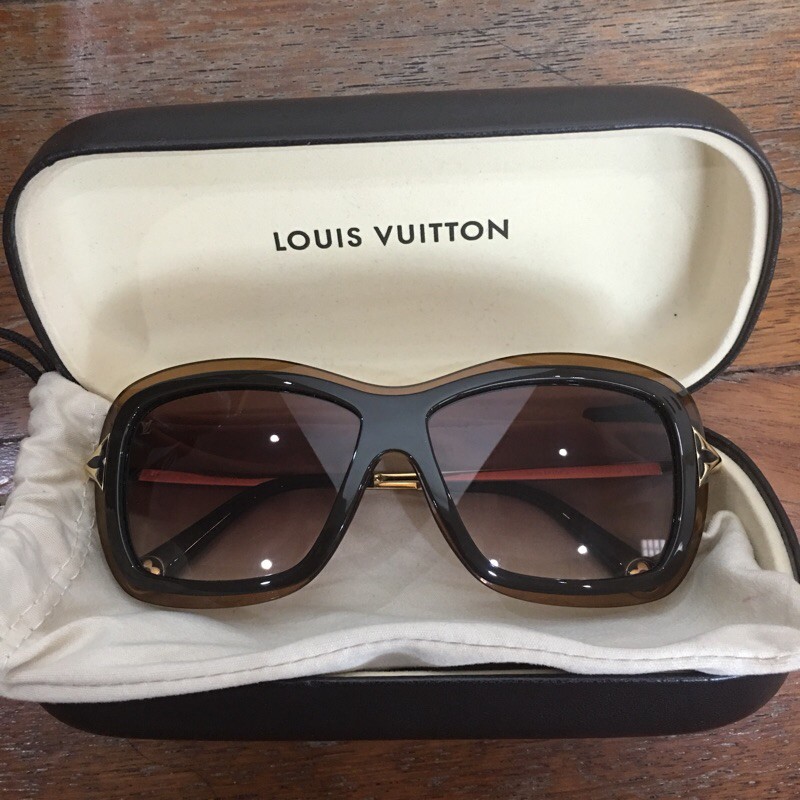 Preloved Kacamata Louis Vuitton Authentic 100%