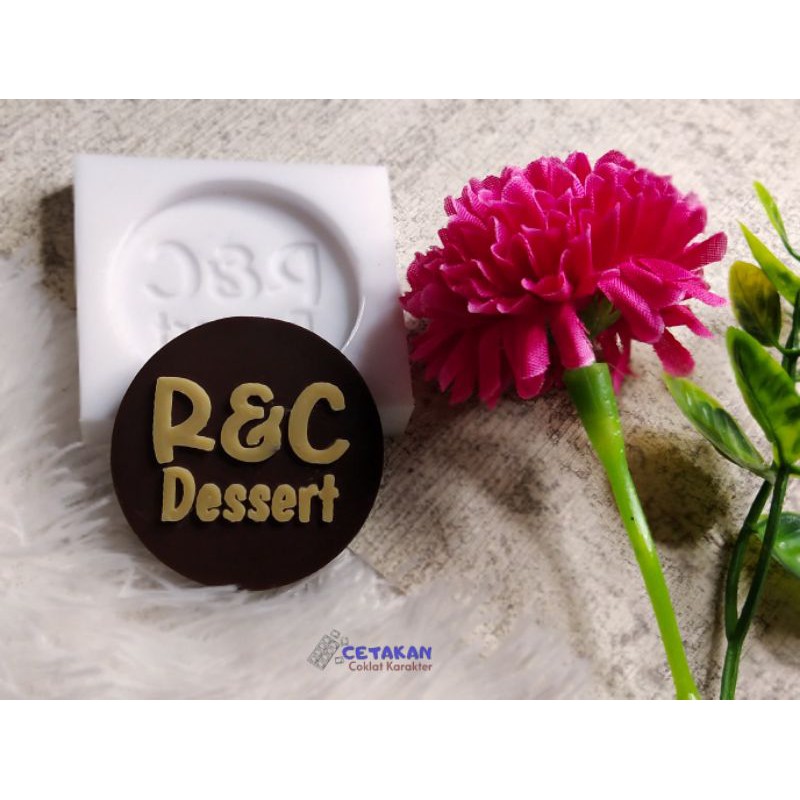 Cetakan coklat Nama Brand BULAT