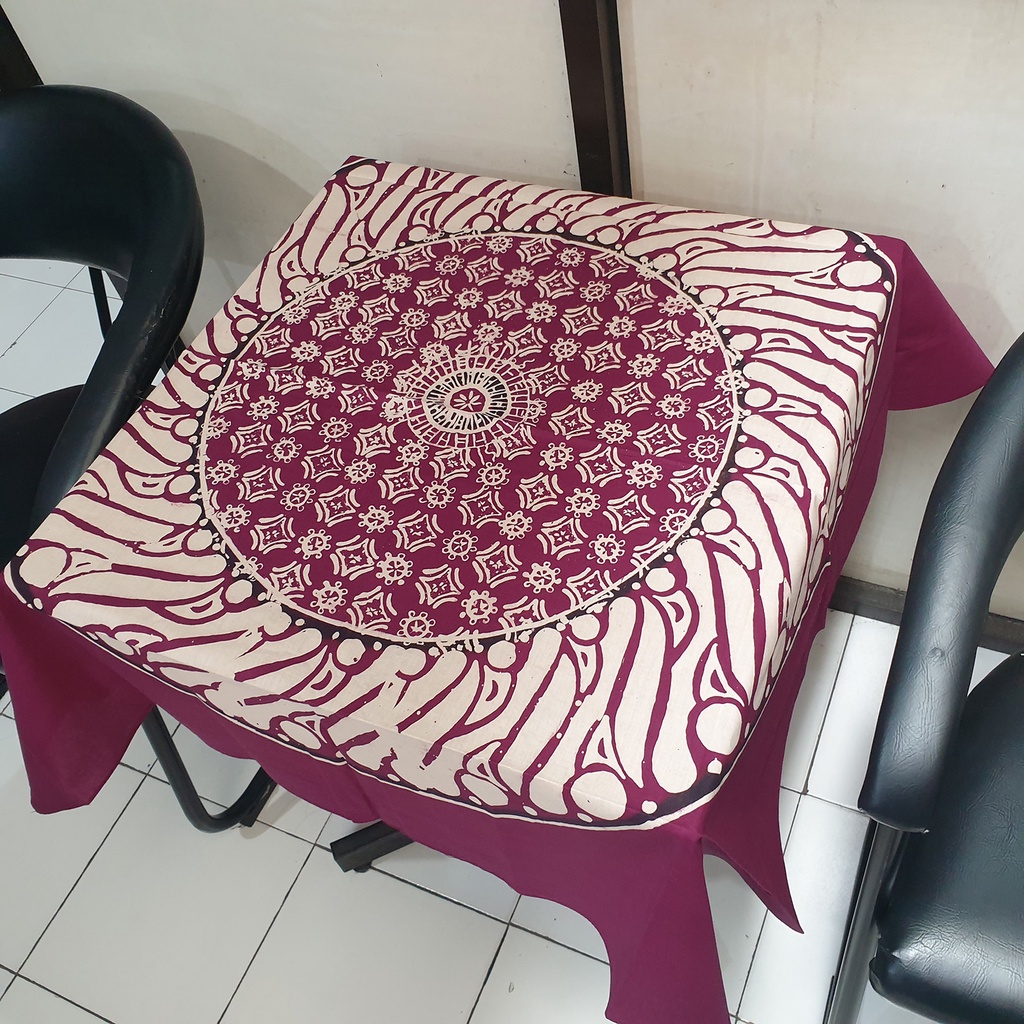 Taplak Meja Kotak / Taplak Meja Sekolah / Taplak Meja Kantor  110 x 110 cm