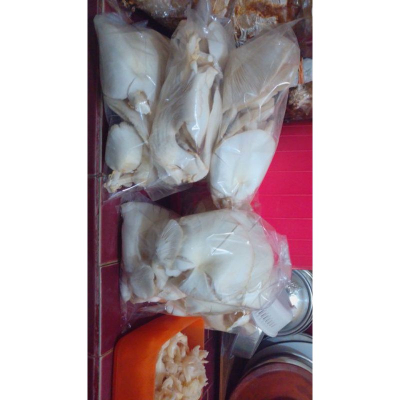 

Jamur Tiram Putih kemasan 250g~Sayuran segar