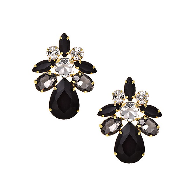 LRC Anting Tusuk Fashion Alloy Stud Earrings F85618