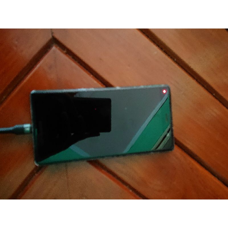 xperia xz2 permium minus