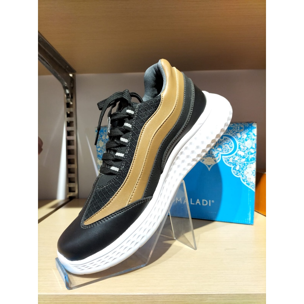 Sepatu Sport Pria | Original Brand Yongki Komaladi | New Arrival |