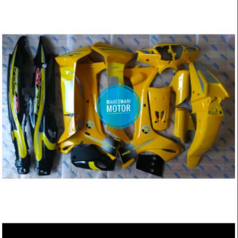 Body F1ZR f1zr full body halus kuning hitam sudah lengkap dengan stiker striping
