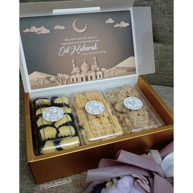 

Hampers Kue Kering Lebaran