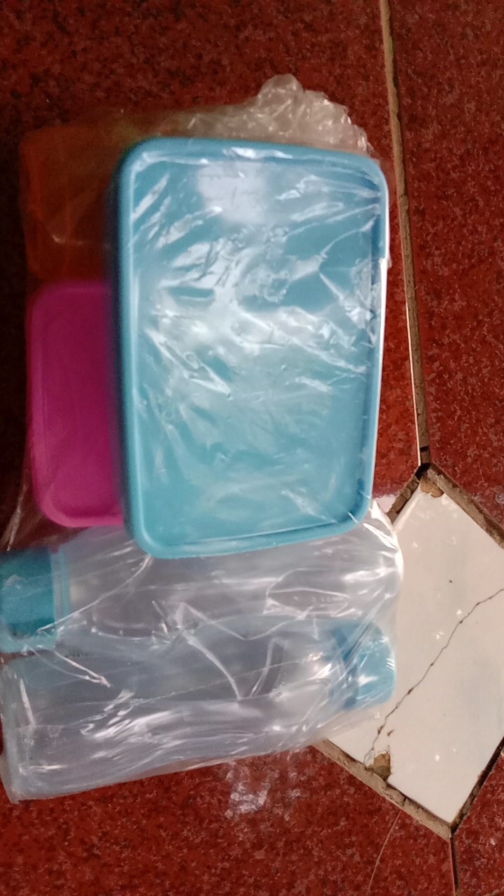 Souvenir Lunch Box /tempat Makann Milan Warna Warni Ulang Tahun