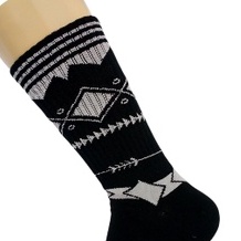 Kaos kaki skate oldschool motif tribal kantoran trendy