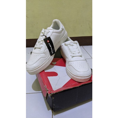 Sepatu AIRWALK MILO